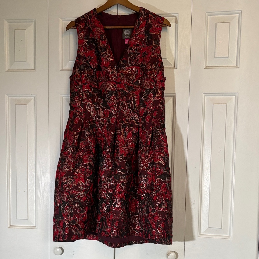 Sleeveless Red Floral Jacquard Dress